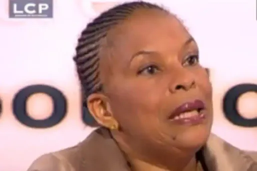 Taubira : " des faits mafieux" en Corse