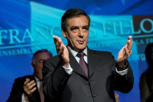 Fillon relance la guerre à l’UMP