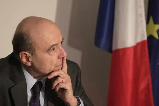 Alain Juppé craint pour l'avenir de l'UMP.