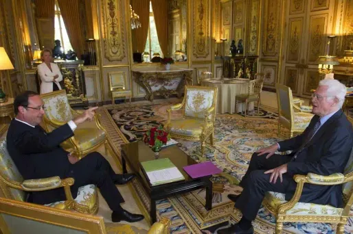 François Hollande a confié à Lionel Jospin le soin de rénover les pratiques politiques/