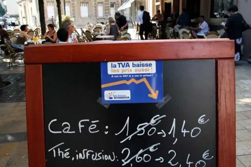 Le gouvernement et les restaurateurs ont enterré vendredi la hache de guerre sur les contreparties à la baisse de TVA décidée par Nicolas Sarkozy, la promesse d'un large bénéfice du crédit d'impôt