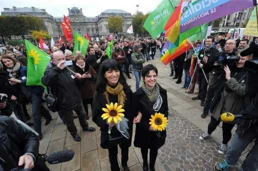 Un mariage homosexuel symbolique à Lille