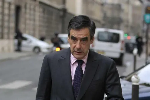 François Fillon estime avoir fait un compromis en acceptant la proposition de référendum de Bernard Accoyer.