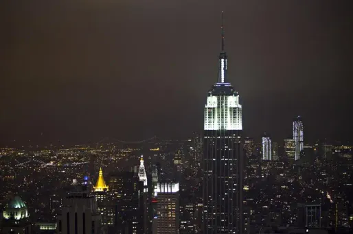L'Empire State Building à Wall Street ? C'est un peu comme si la tour Eiffel était cotée à la Bourse de Paris.