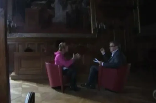 Mariage gay : un maire voit "noir"