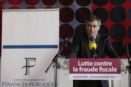 Loin de condamner Jérôme Cahuzac, la droite salue un ministre "honnête" et "intègre". Surréaliste.