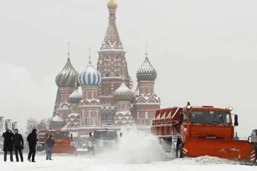 En Russie, la neige cause 3 jours de bouchons