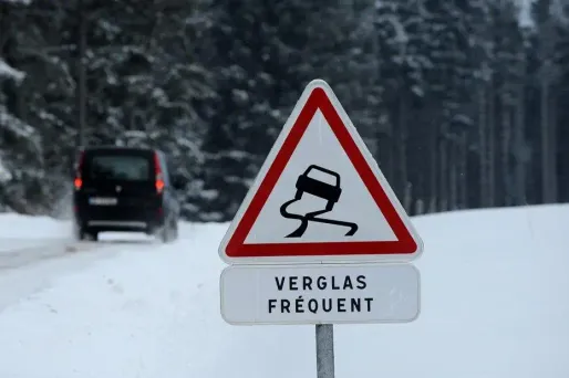 Trafic : 3 départements en alerte avalanche