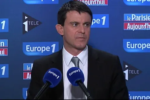 Valls et "l'ambiguïté" des élus corses