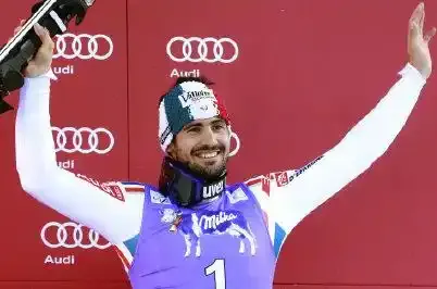 Grange de retour au sommet