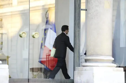 Nicolas Sarkozy arrive pour le conseil des ministres