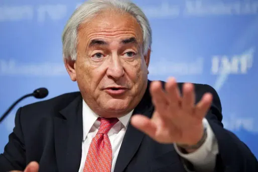 Le passage en France de Dominique Strauss-Kahn sera scruté et décrypté tant par ses adversaires que par ses camarades socialistes.