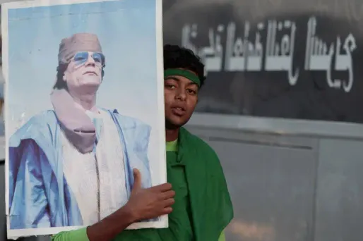 L'objectif de la réunion est notamment de réfléchir à la manière de faire basculer les soutiens de Kadhafi.