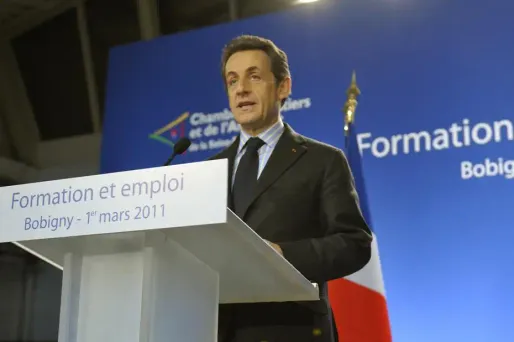 L'Etat consacrera cette année 500 millions d'euros supplémentaires à la politique de l'emploi.