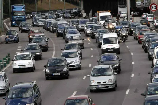 Limiter la vitesse sur le périphérique parisien pendant la nuit est la solution préconisé par Bruitparif pour lutter contre la pollution sonore.