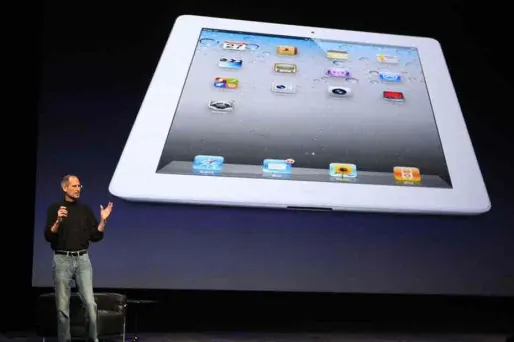 L’iPad 2, plus léger et doté de caméras