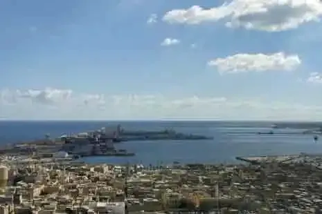 Libye : un bateau, bourré de billets, saisi