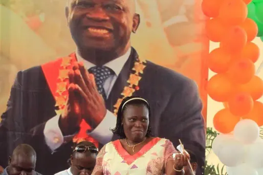 Sa femme s'appelle Simone