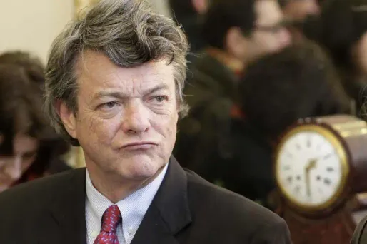 Borloo devrait quitter l'UMP pour porter un projet centriste