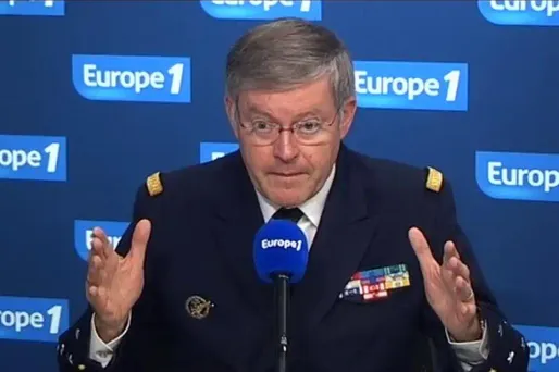 Les frappes françaises pourraient reprendre selon l'Amiral Edouard Guillaud