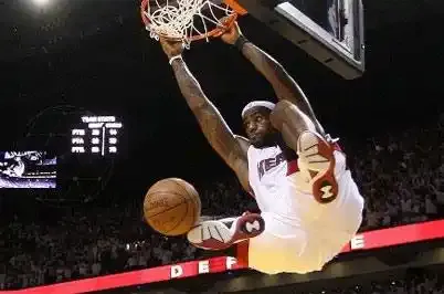 "King James" achève les Celtics