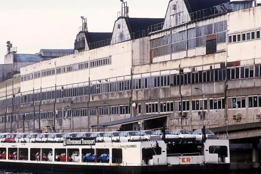 "Louis Renault est un bouc-émissaire", assure sa petite-fille.