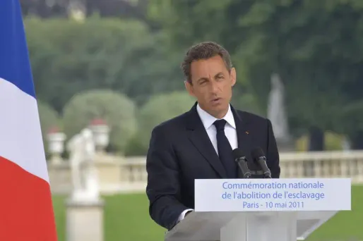 Nicolas Sarkozy au jardin de Luxembourg mardi