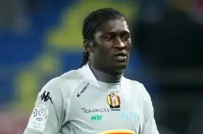 Ovono: "Montrer un autre visage"