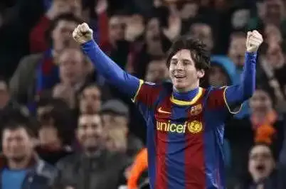 Salaires: Messi bat Ronaldo