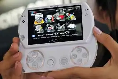 Sony n'a suspendu le système PlayStation Network que le 20 avril, soit trois ou quatre jours après la cyberattaque.