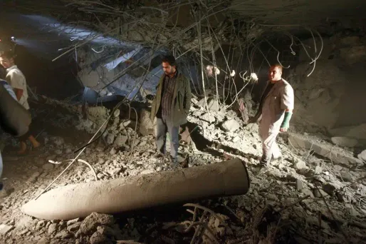 La maison détruite du plus jeune fils du colonel libyen, Saif al-Arab Kadhafi, tué lors de ce bombardement.