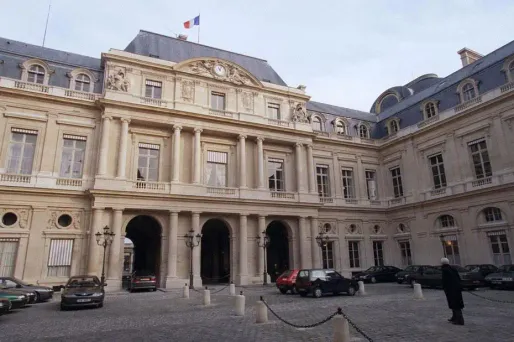 Le Conseil d'Etat a été saisi par un avocat du barreau de Paris dans le cadre de la décision du ministre de l'Education nationale de "neutraliser" un des exercices de l'épreuve de maths.