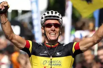 Gilbert étend son territoire