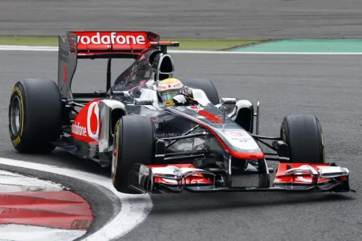 Hamilton sort de la mêlée