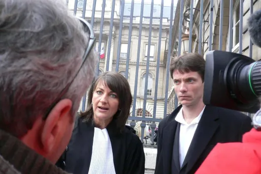 Raphaël Maillant et son avocate Sylvie Noakovitch, en 2005.