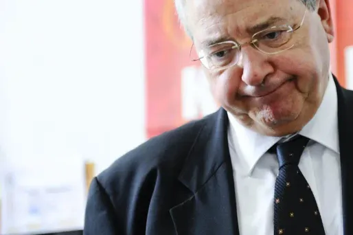 Huchon échappe à l'inéligibilité