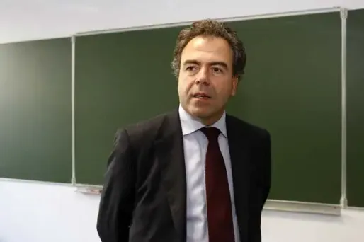 Luc Chatel annonce un plan "tolérance zéro" contre la fraude au baccalauréat.