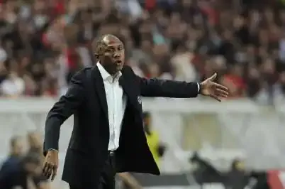 Kombouaré déjà sous surveillance