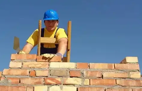 Quel rapport entre le maçon du bâtiment et le franc-maçon ?