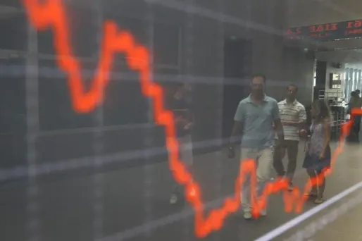 La Bourse de Paris perd plus de 5%