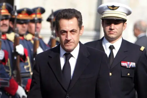 Nicolas Sarkozy sera à Toulon vendredi pour accueillir le porte-avions Charles-de-Gaulle, de retour dans son port d'attache après plus de quatre mois d'opérations au large de la Libye.