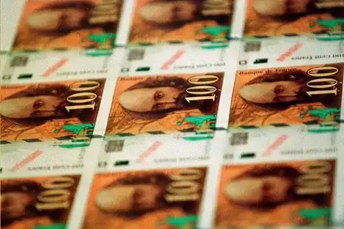 Il ne reste que 5 mois pour échanger les billets en francs