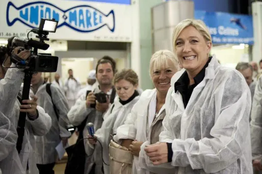 Le Pen veut séduire la "France qui se lève tôt"