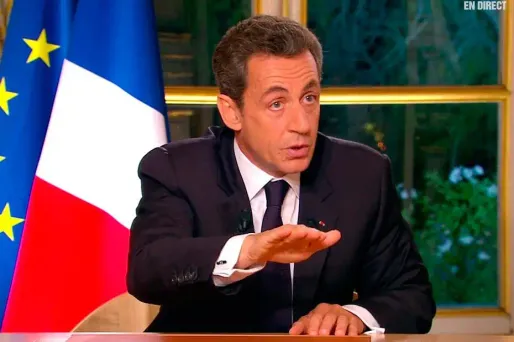 A six mois de l'élection présidentielle, Nicolas Sarkozy est intervenu en direct sur France 2 et TF1 pour parler de la crise.