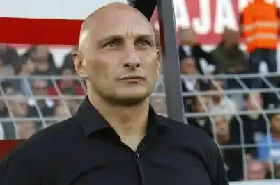 Pantaloni: "Il faut agir"