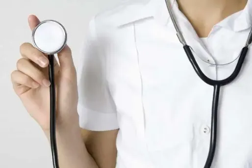 L'infimière multipliait les fraudes et aurait ainsi détourné 700.000 euros en trois ans. Pire, l'escroquerie pourrait être plus antérieure mais les enquêteurs n'ont pu remonter au-delà des trois ans règlementaires.