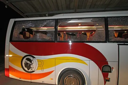 Le bus de Caen caillassé à Ajaccio