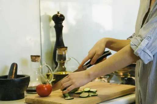 Les 18-25 ans ne suivent pas les recommandations nutritionnelles des médecins.