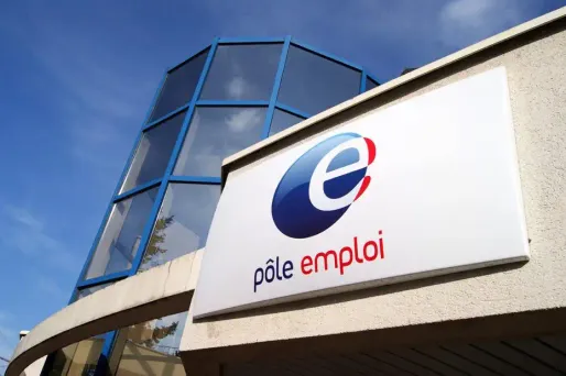 Les salariés de Pôle Emploi déplorent leurs conditions de travail : ils se disent débordés et estiment faire "du travail-zapping".