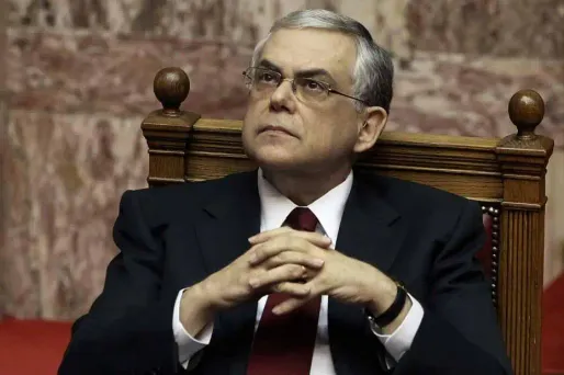 Lucas Papademos s'est exprimé lundi devant les députés grecs.